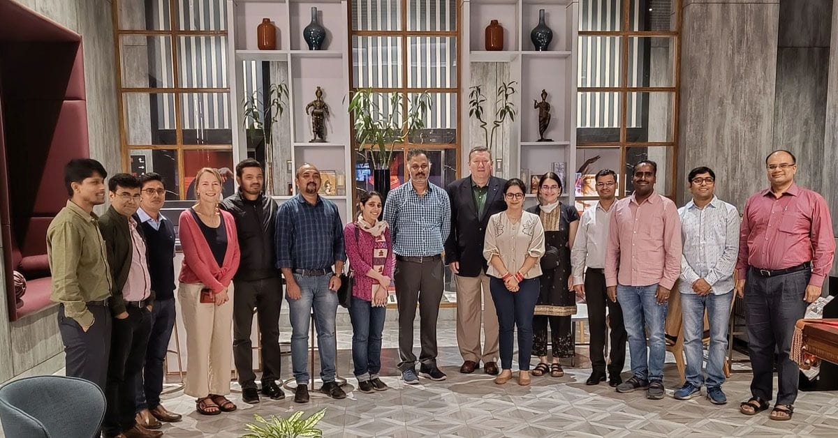 A group of ACS Editors and Staff posing for a picture.