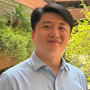 A headshot of Ling Jin