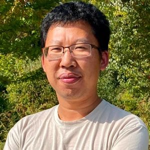 Headshot of Hui Peng