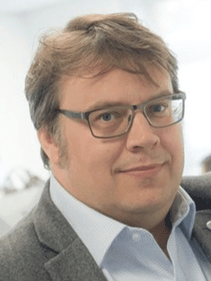 Headshot of Professor Peter Licence, Ph.D.