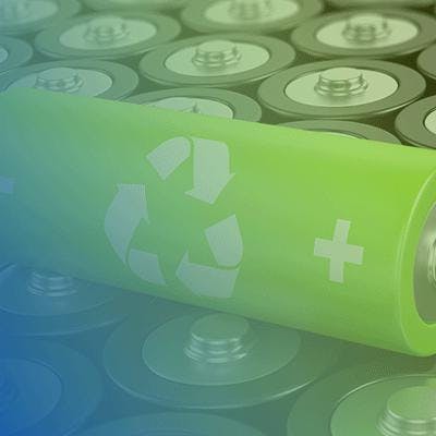 A green battery with a recycling symbol overlaying rows of batteries, symbolizing sustainable energy and recycling.