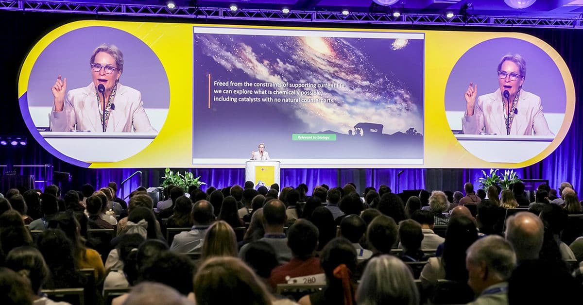 Attendees at ACS Spring 2025 listening to the Priestley Medalist Award Address by Prof. Frances H. Arnold