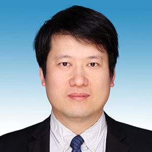 A headshot of Chiheng Chu