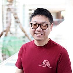 A headshot of Long Luo