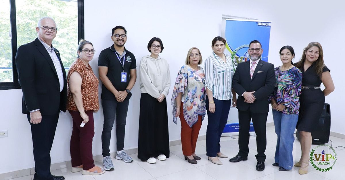 Franklin Moreno visits la Universidad Autónoma de Chiriquí